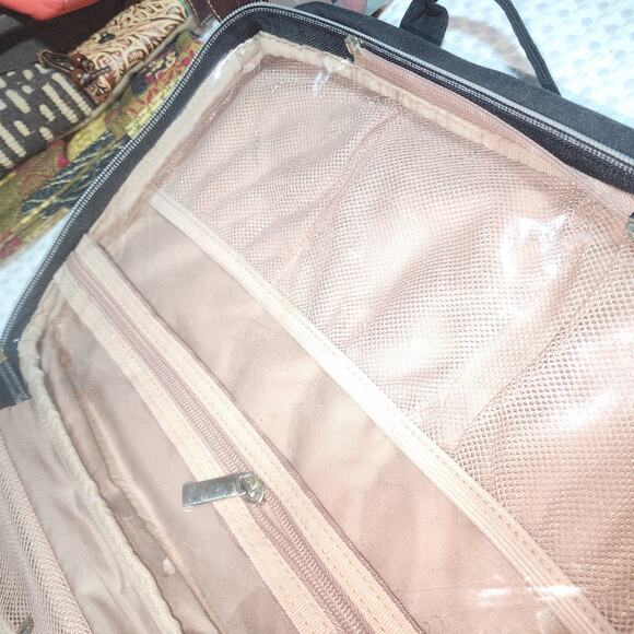 NISHEL EUC BLACK QUILTED TRAVEL JEWELRY COSMETICS  ORGANIZER BAG 4 SECTS - Picture 7 of 12